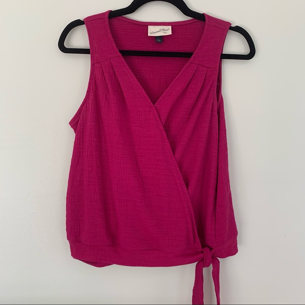 Universal Thread size small sleeveless pink top